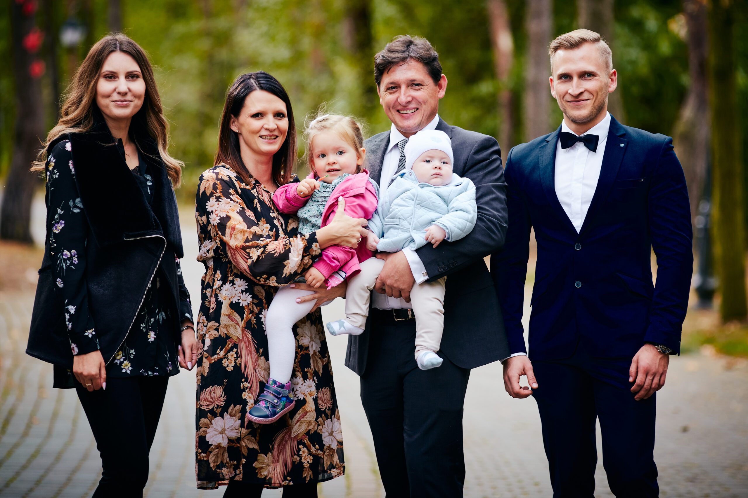 fotografnachrzest_fotografnachrzestwarszawa_ceremoniachrztu_zdjeciazchrztuwarszawa_epicfoto_maciejchalonski_reportażzchrztu_sesjapochrzcie35-1-scaled