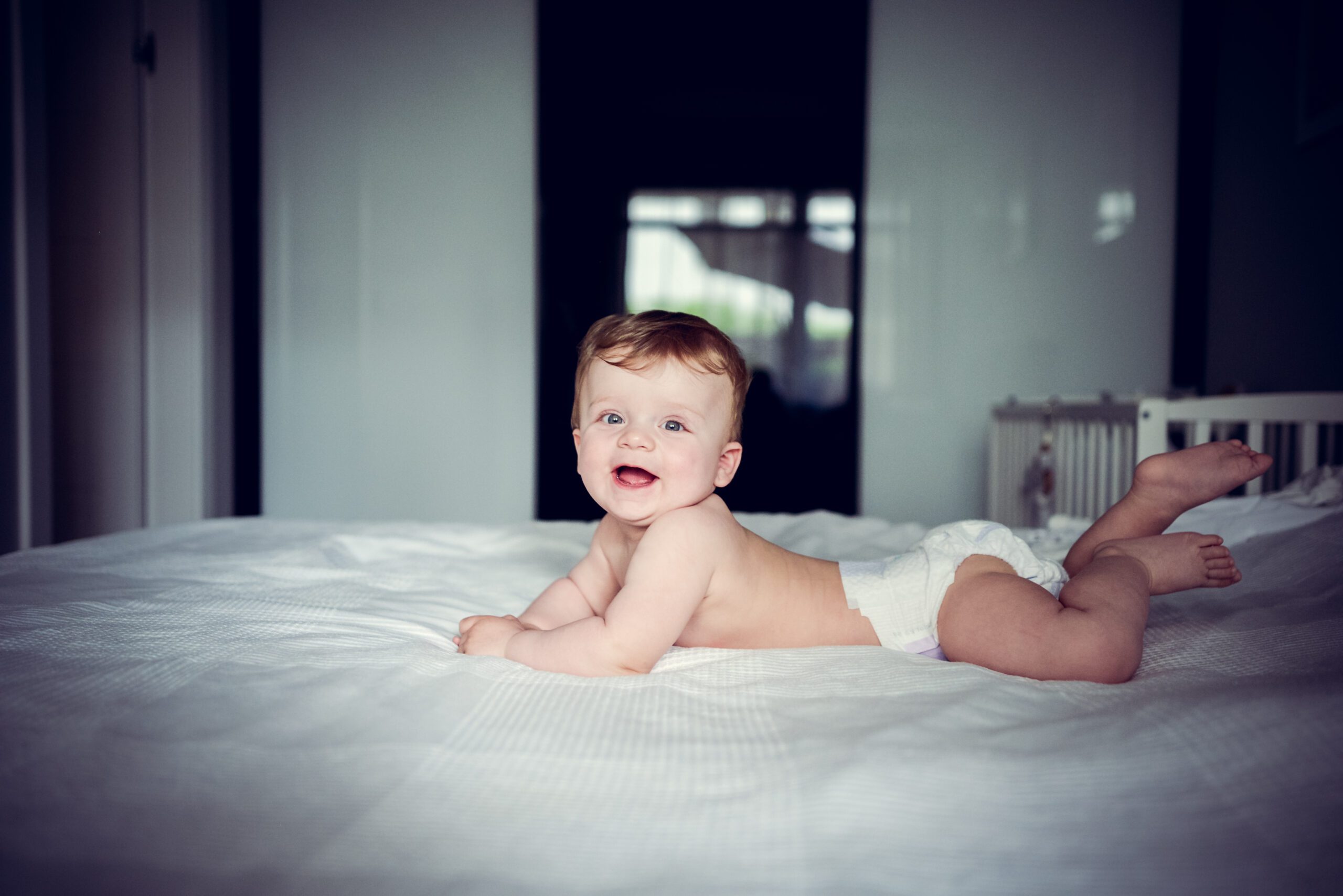 fotografnachrzest_fotografnachrzestwarszawa_przygotowaniachrzest_zdjeciazchrztuwarszawa_epicfoto_maciejchalonski_reportażzchrztu17-1-scaled